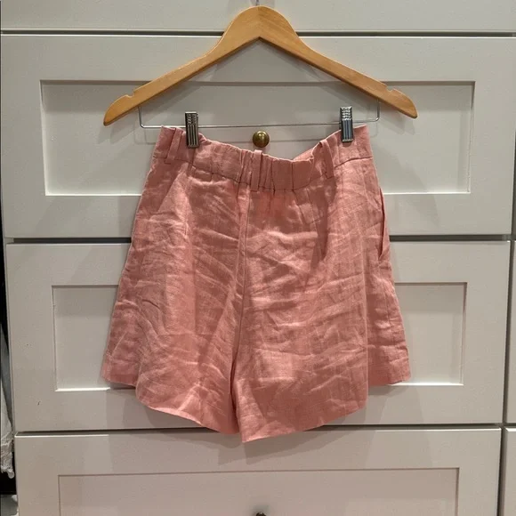 Matching Linen Set - Picture 5 of 5